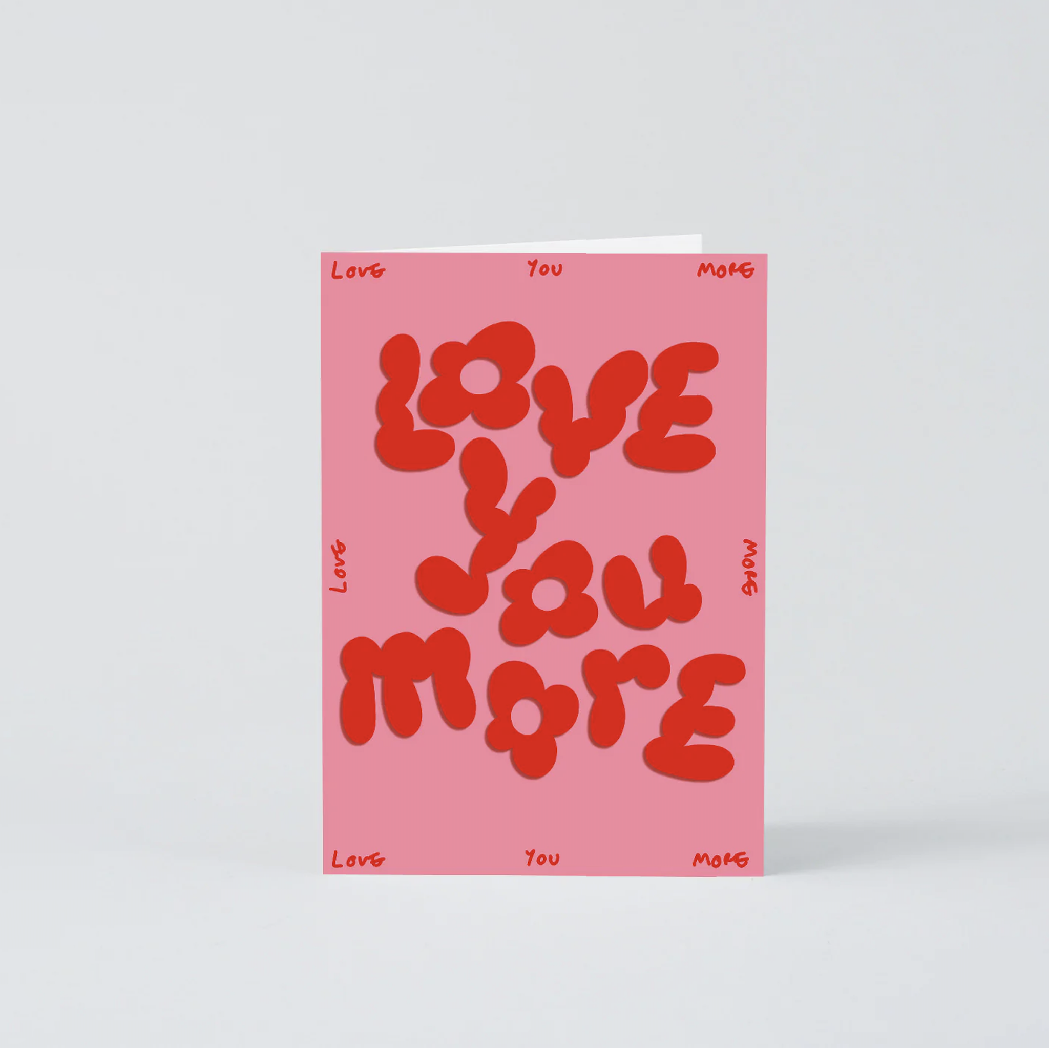 Wrap Magazine Love You More Karte mit Prägung – Rot & Rosa